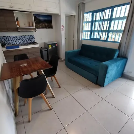 Air Guest House Medellin Exterior photo